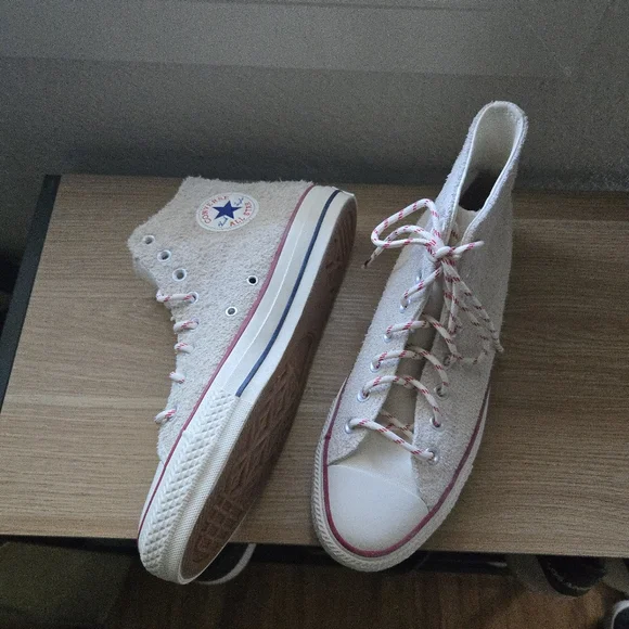 Chuck Taylor All Star Pro Outdoor High Men 8.5  'Egret Red Blue' 092025 - Picture 2 of 9